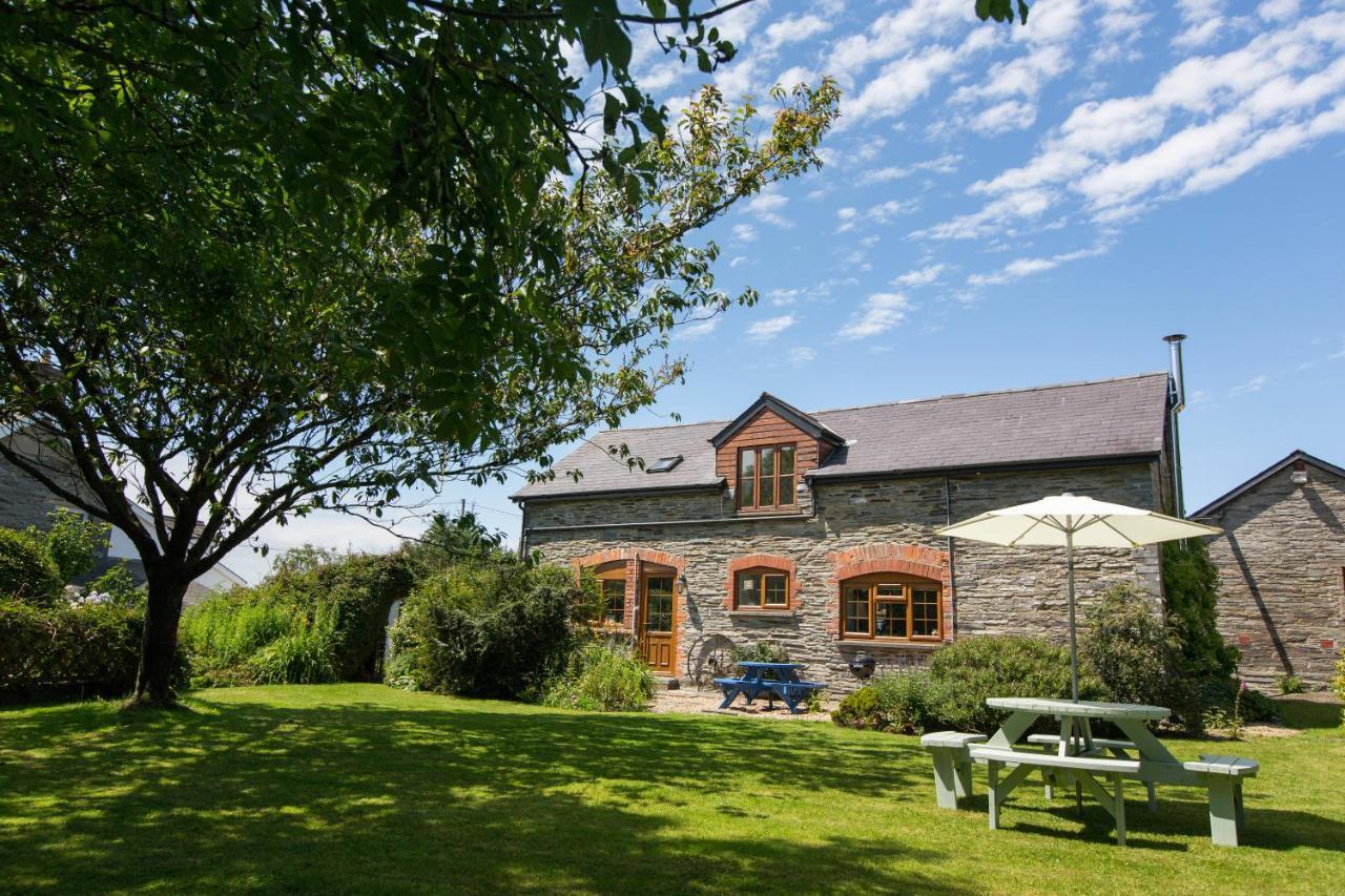 Croft Farm & Celtic Cottages 카디건 외부 사진